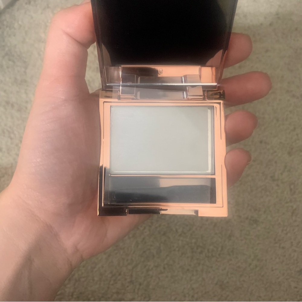 NWT Revolution makeup Soap Styler